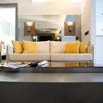 أنكاسيتي سويت فلات